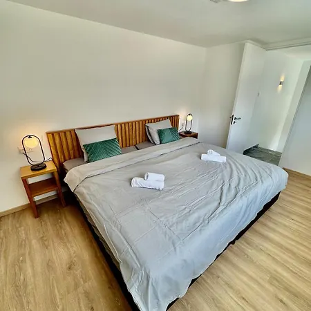 Apartmán Luxury Maisonette With Terrace