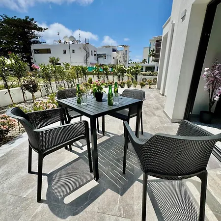 Luxury Maisonette With Terrace Пафос