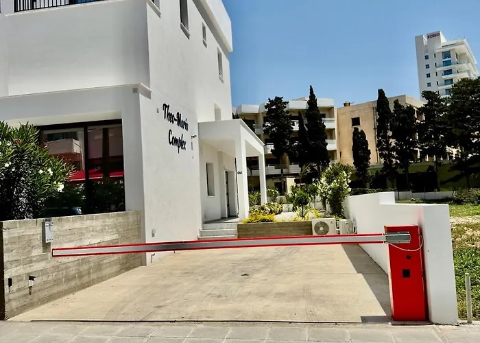 Luxury Maisonette With Terrace Paphos