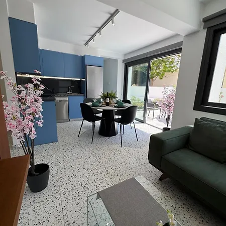 Luxury Maisonette With Terrace Apartmán Paphos