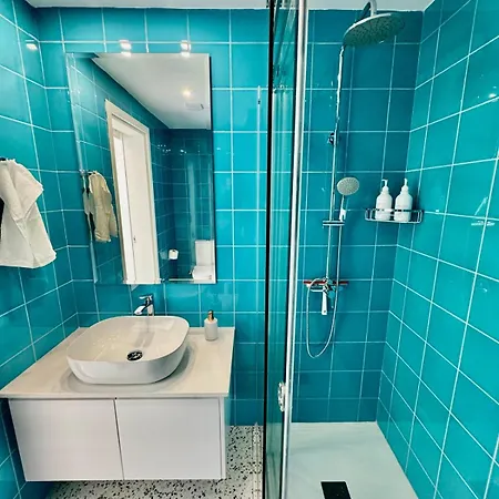 דירה Luxury Maisonette With Terrace *